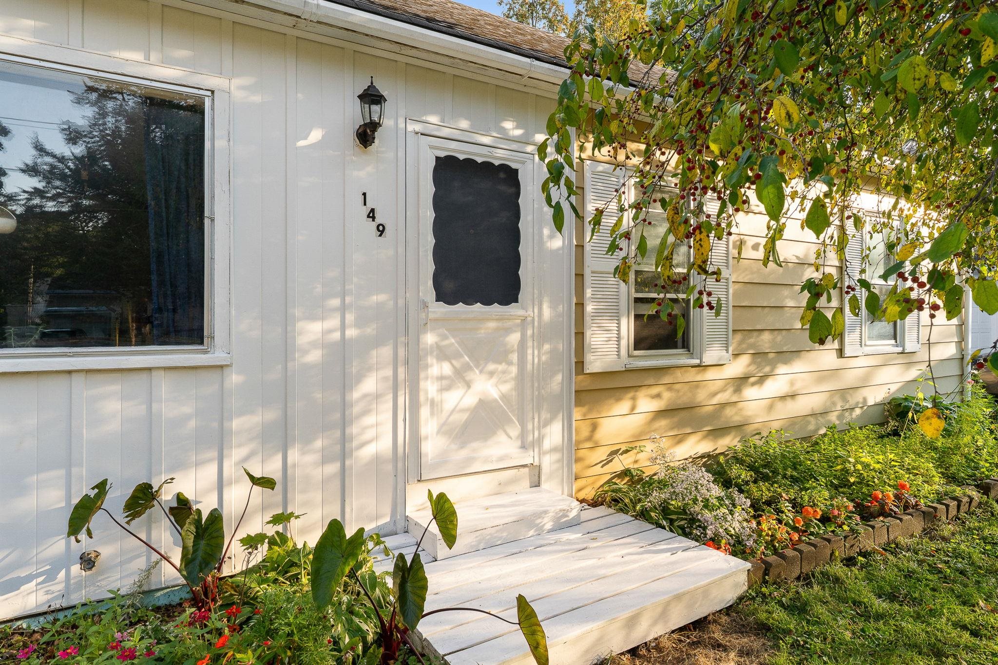 149 Woodbury Road Burlington, VT 05408 - Photo 3 of 48