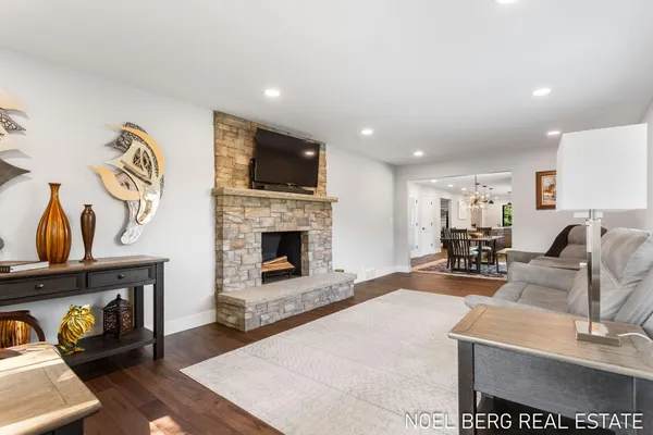 $799,900 | 11575 Leonard Road, Nunica, MI 49448