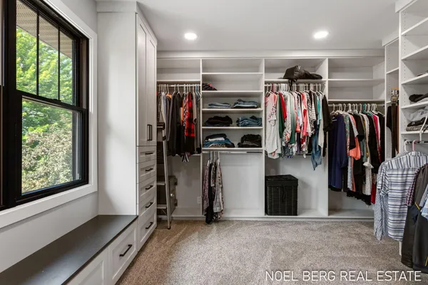 $799,900 | 11575 Leonard Road, Nunica, MI 49448