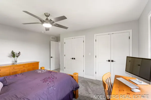 $799,900 | 11575 Leonard Road, Nunica, MI 49448