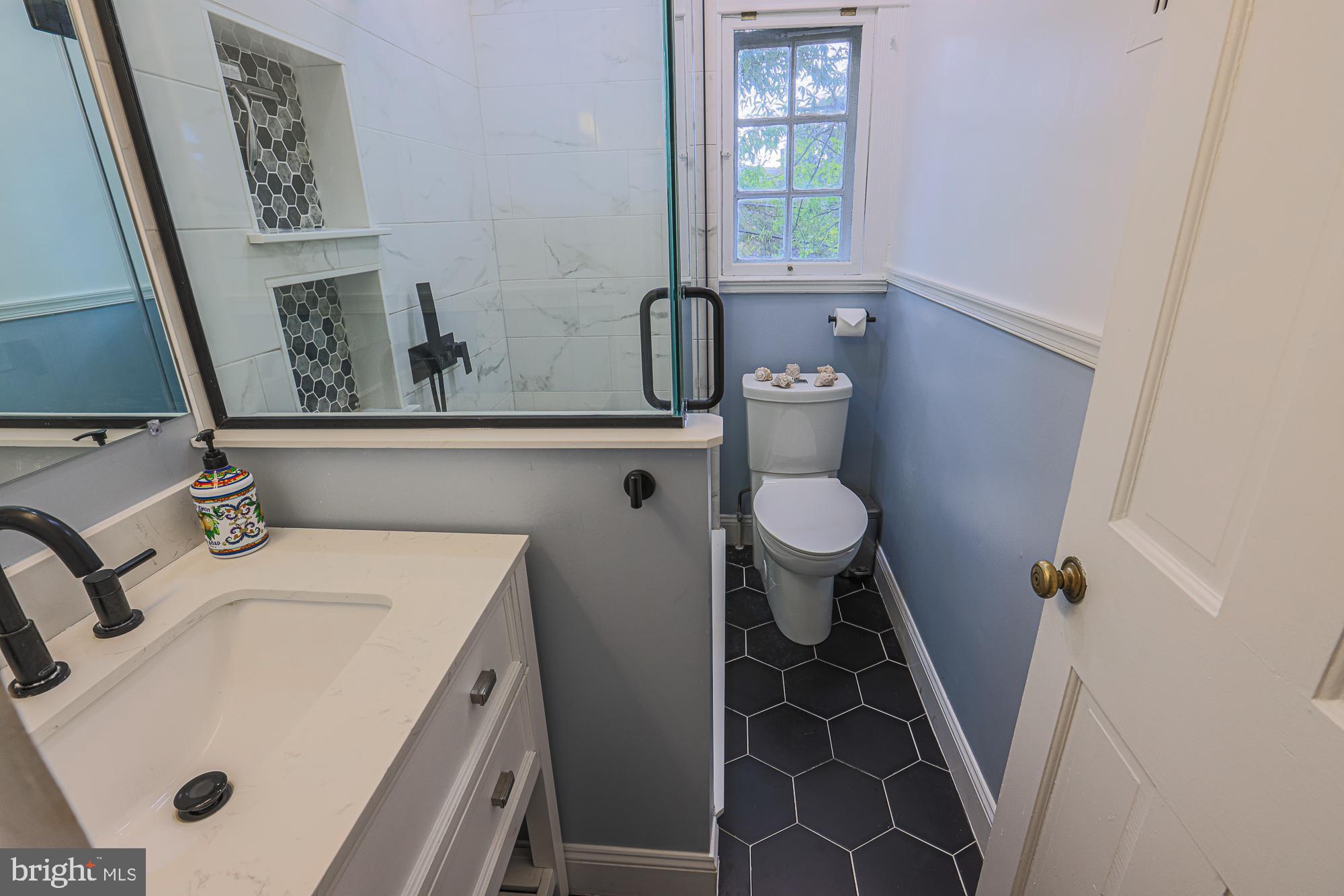 4100 Westview Road Baltimore, MD 21218 - Photo 28 of 47