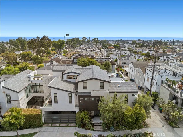 $4,195,000 | 3731 5th Avenue, Corona del Mar, CA 92625