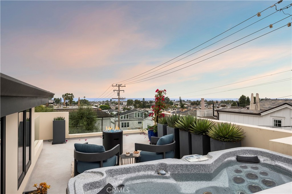 3731 5th Avenue Corona del Mar, CA 92625 - Photo 25 of 36 a view of a balcony with furniture