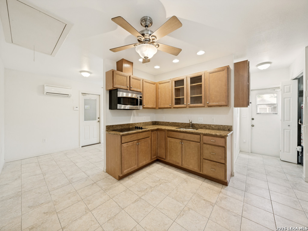 13206 Monte Rio Street San Antonio, TX 78233 - Photo 11 of 26