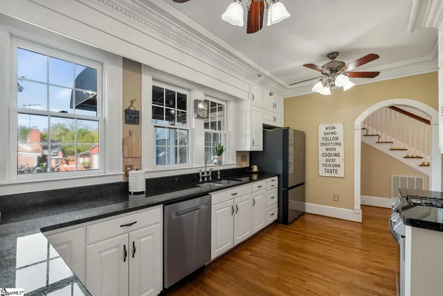 $462,000 | 308 West Walnut Street, Clinton, SC 29325