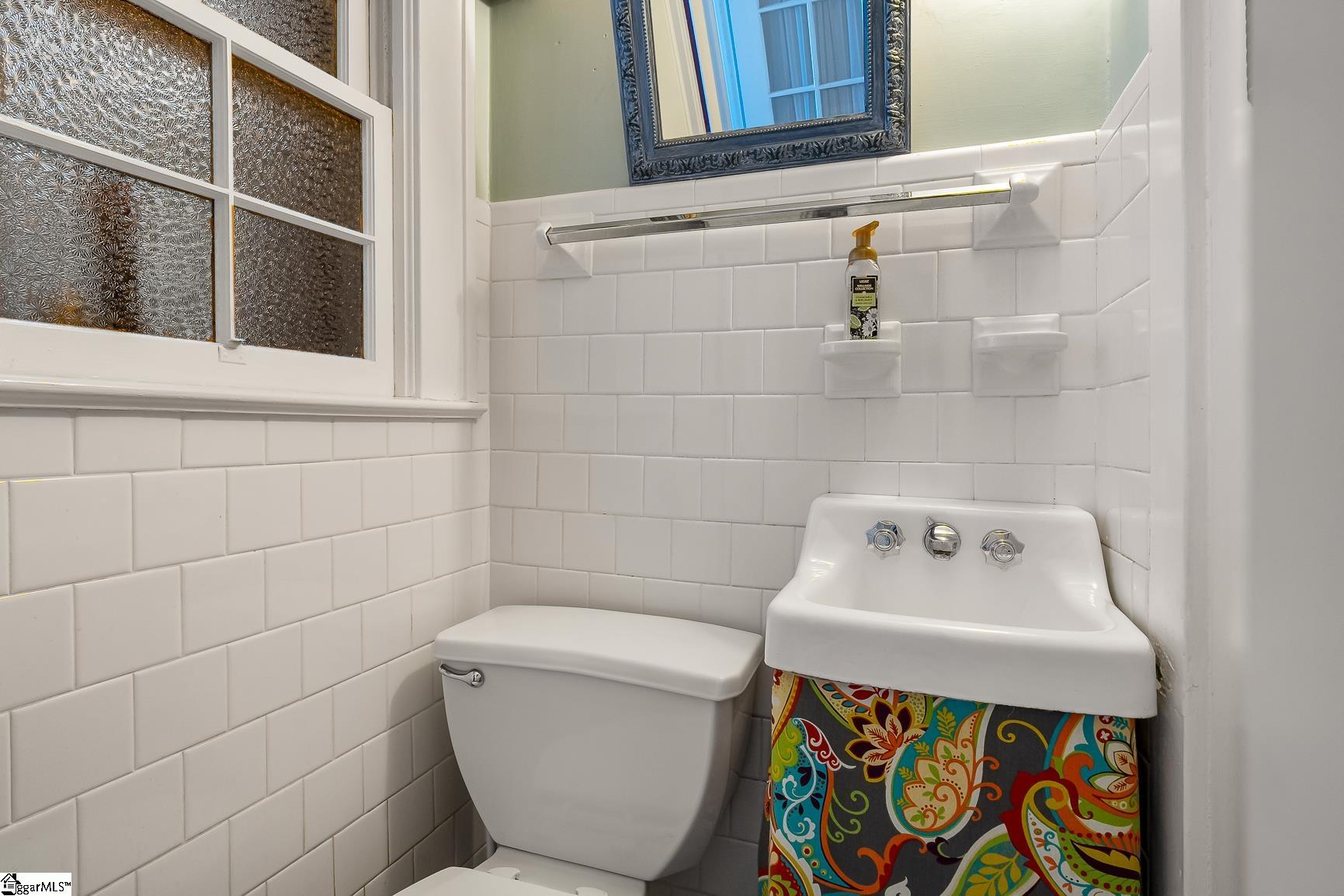 308 West Walnut Street Clinton, SC 29325 - Photo 17 of 49