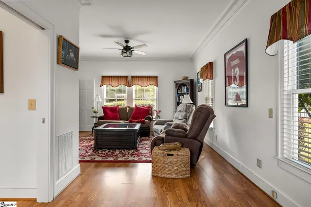 $462,000 | 308 West Walnut Street, Clinton, SC 29325