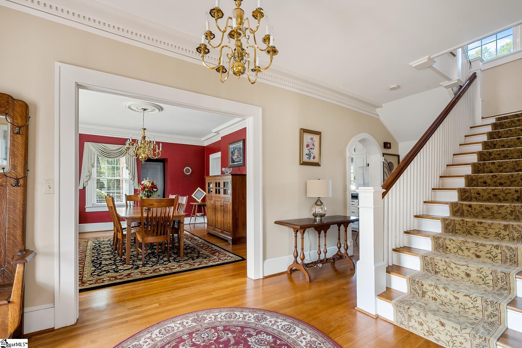 308 West Walnut Street Clinton, SC 29325 - Photo 4 of 49