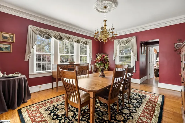 $462,000 | 308 West Walnut Street, Clinton, SC 29325