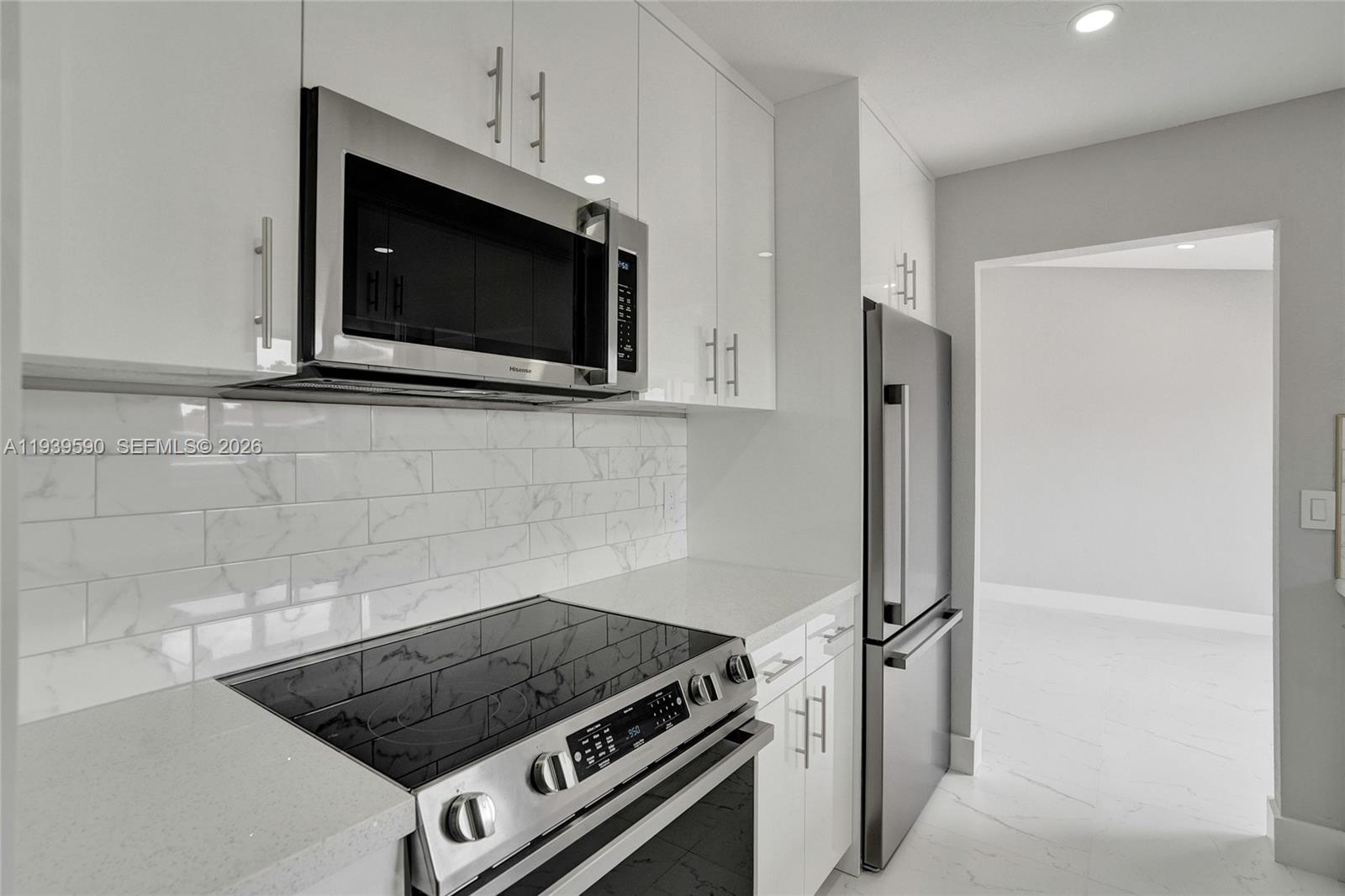 5314 Southwest 140th Place Miami, FL 33175 - Photo 13 of 41