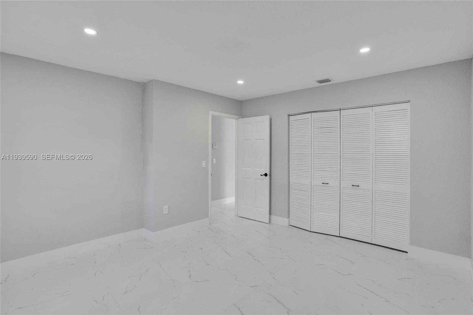 5314 Southwest 140th Place Miami, FL 33175 - Photo 25 of 41