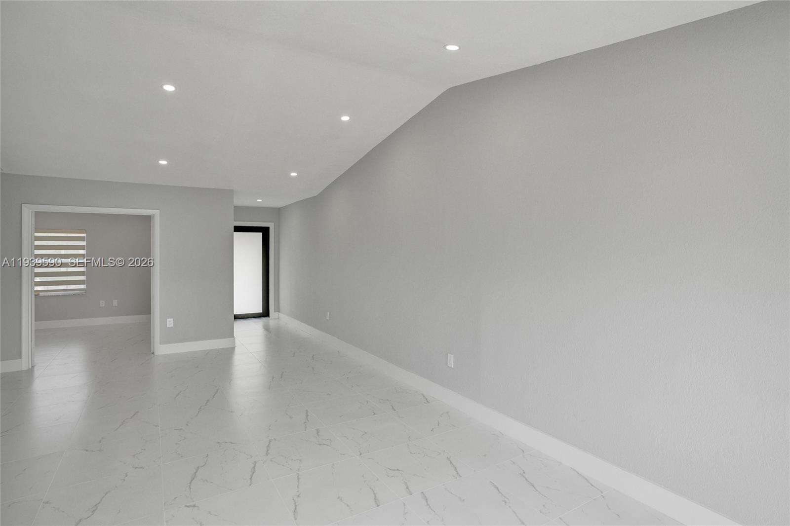 5314 Southwest 140th Place Miami, FL 33175 - Photo 28 of 41