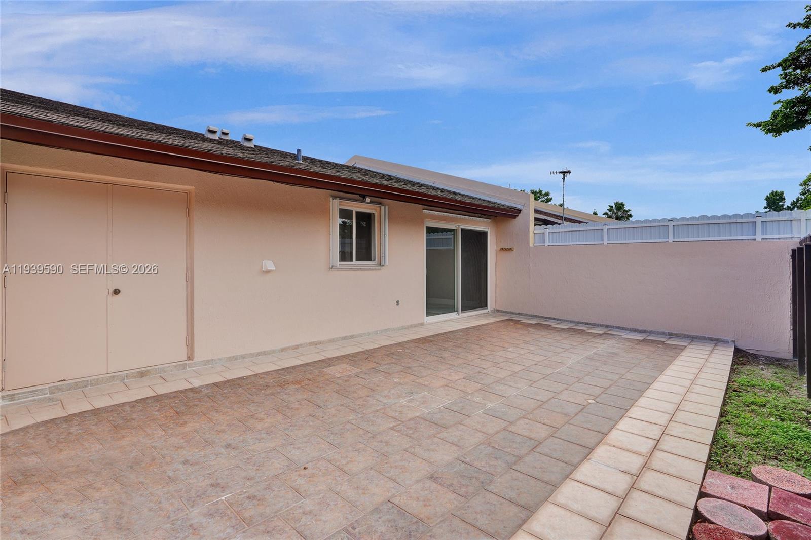 5314 Southwest 140th Place Miami, FL 33175 - Photo 32 of 41