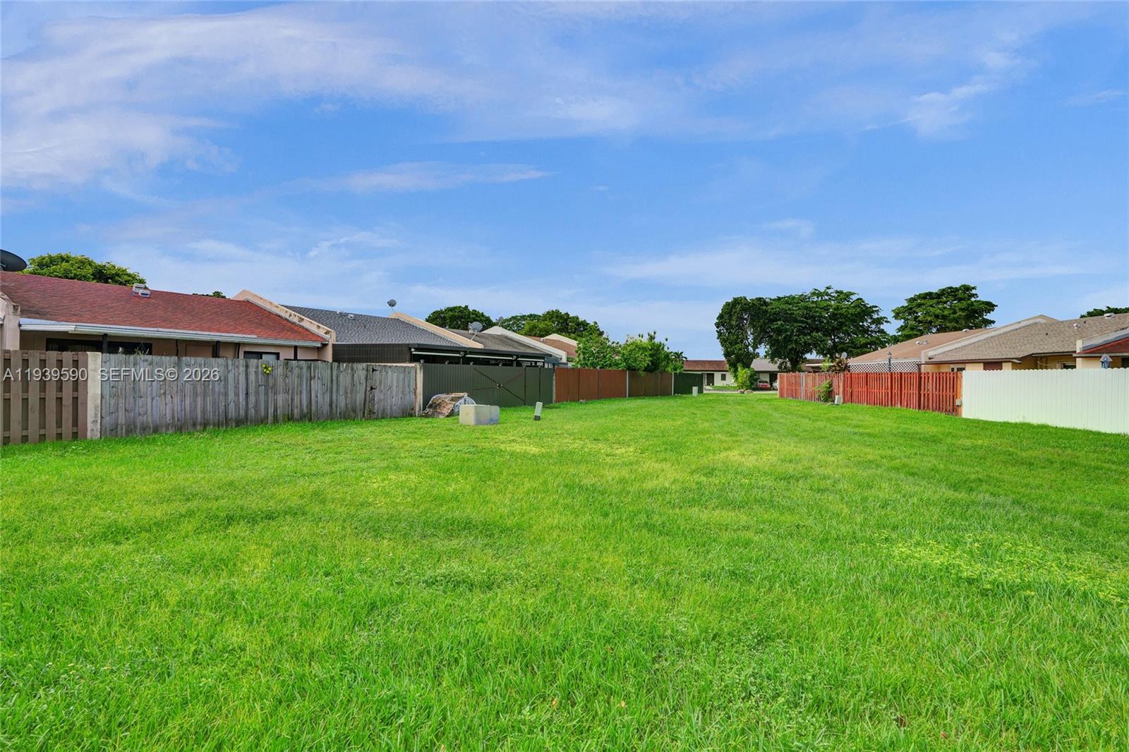 5314 Southwest 140th Place Miami, FL 33175 - Photo 35 of 41