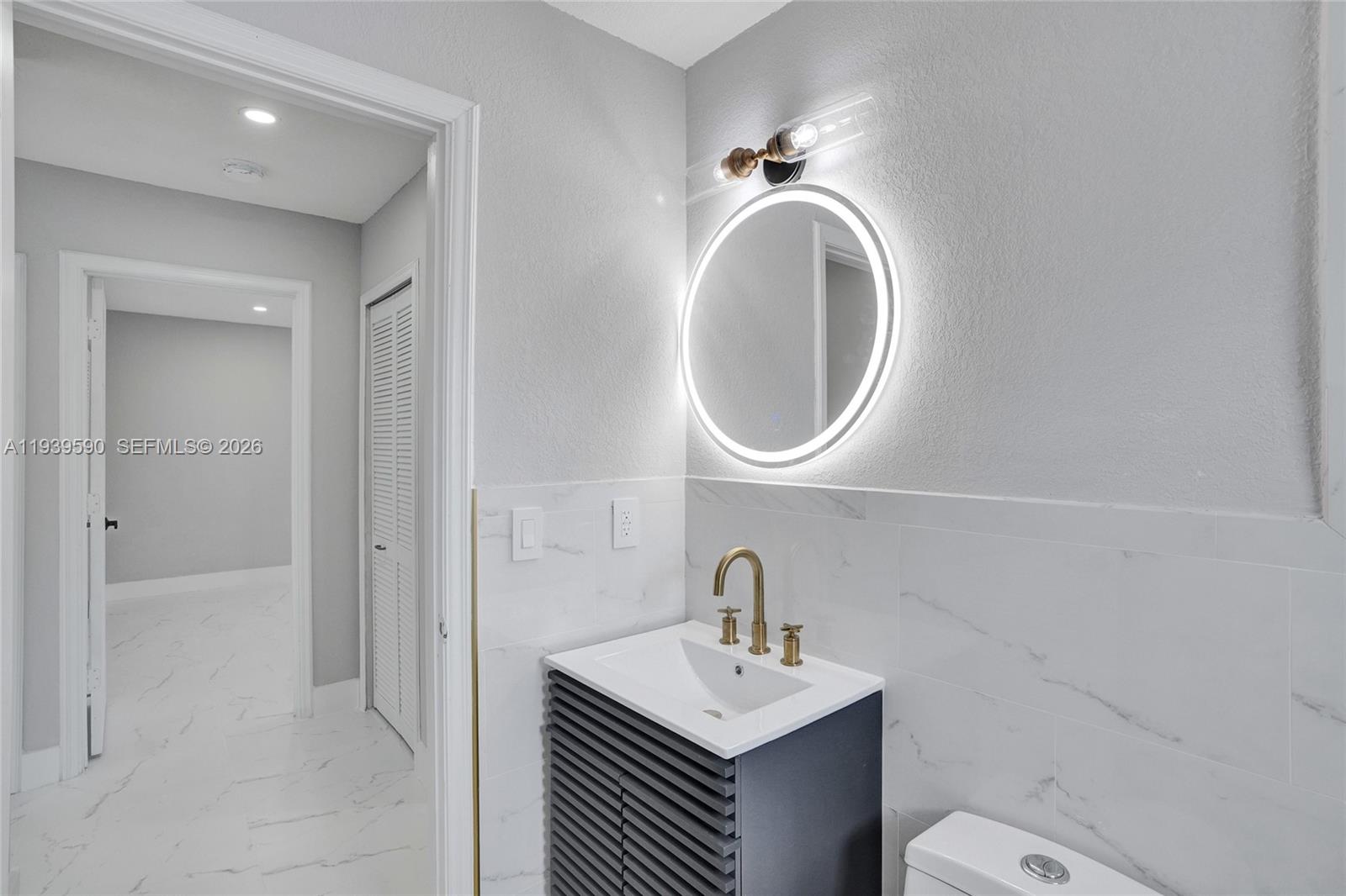 5314 Southwest 140th Place Miami, FL 33175 - Photo 6 of 41