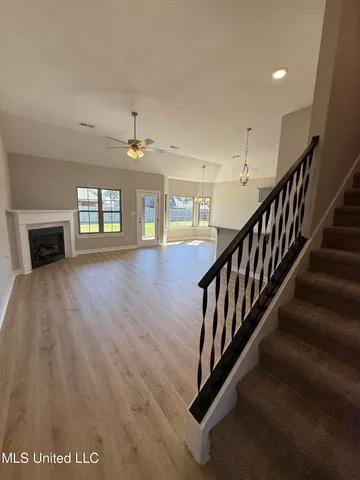 $317,900 | 6509 Carmel Pointe Drive, Walls, MS 38680