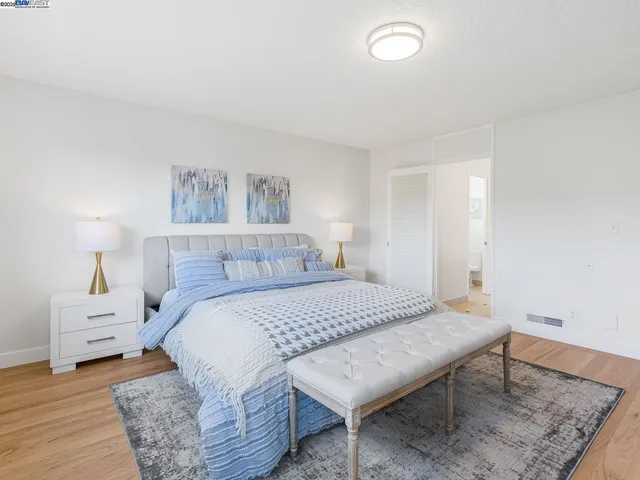 $1,950,000 | 187 St James Drive, Piedmont, CA 94611