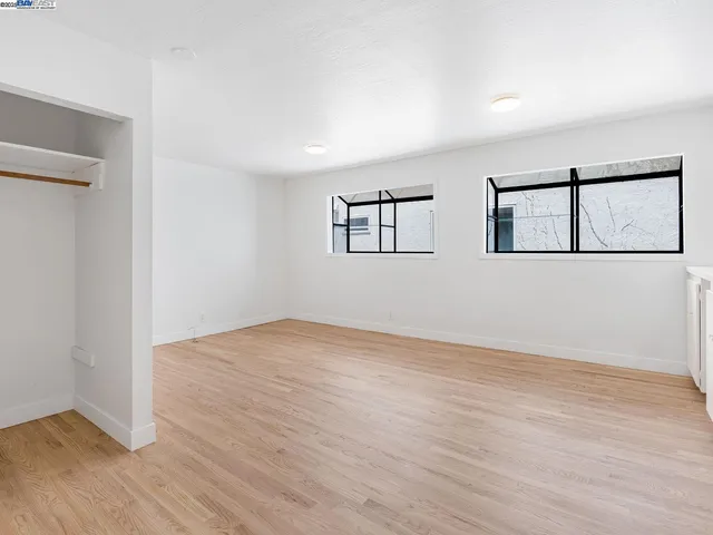 $1,950,000 | 187 St James Drive, Piedmont, CA 94611