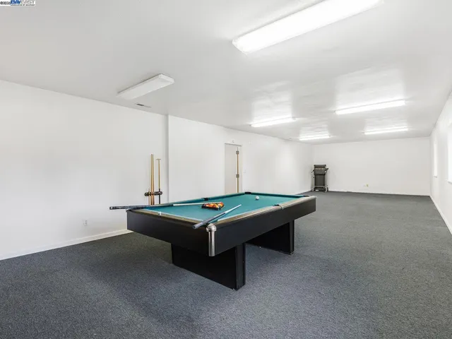 $1,950,000 | 187 St James Drive, Piedmont, CA 94611