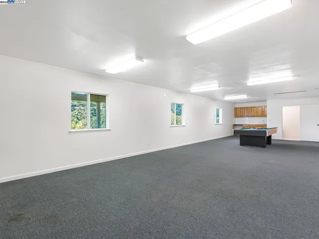 $1,950,000 | 187 St James Drive, Piedmont, CA 94611