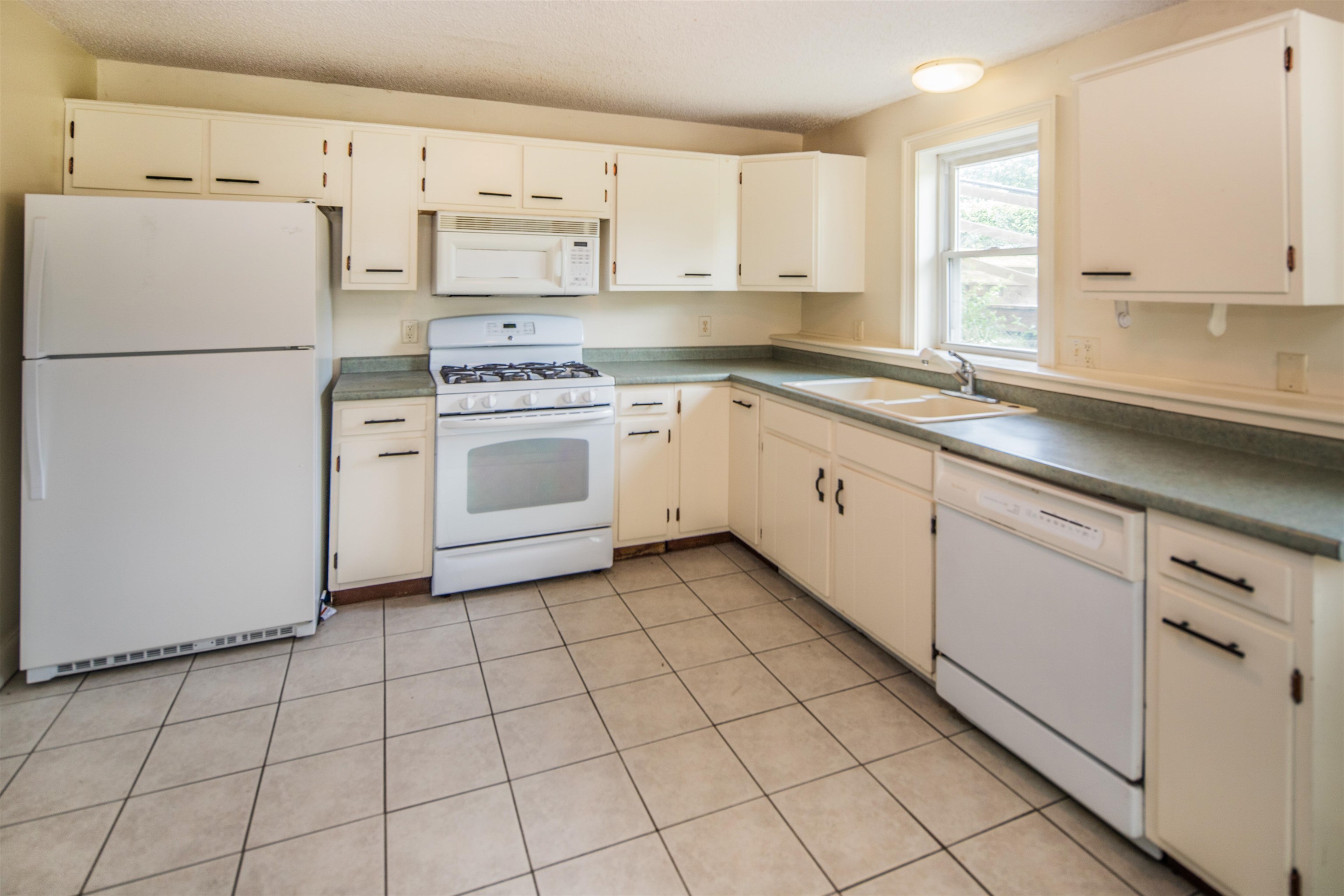 14 West Crystal Haven Castleton, VT 05732 - Photo 19 of 40