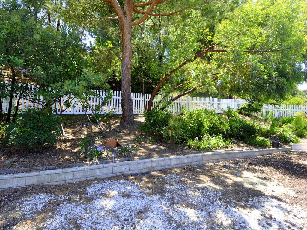 2293 Morgan Road Carlsbad, CA 92008 - Photo 19 of 25 Gallery Image 19
