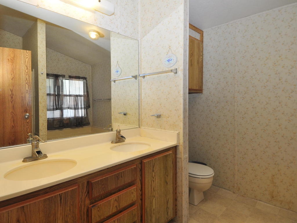 2293 Morgan Road Carlsbad, CA 92008 - Photo 10 of 25 Gallery Image 10