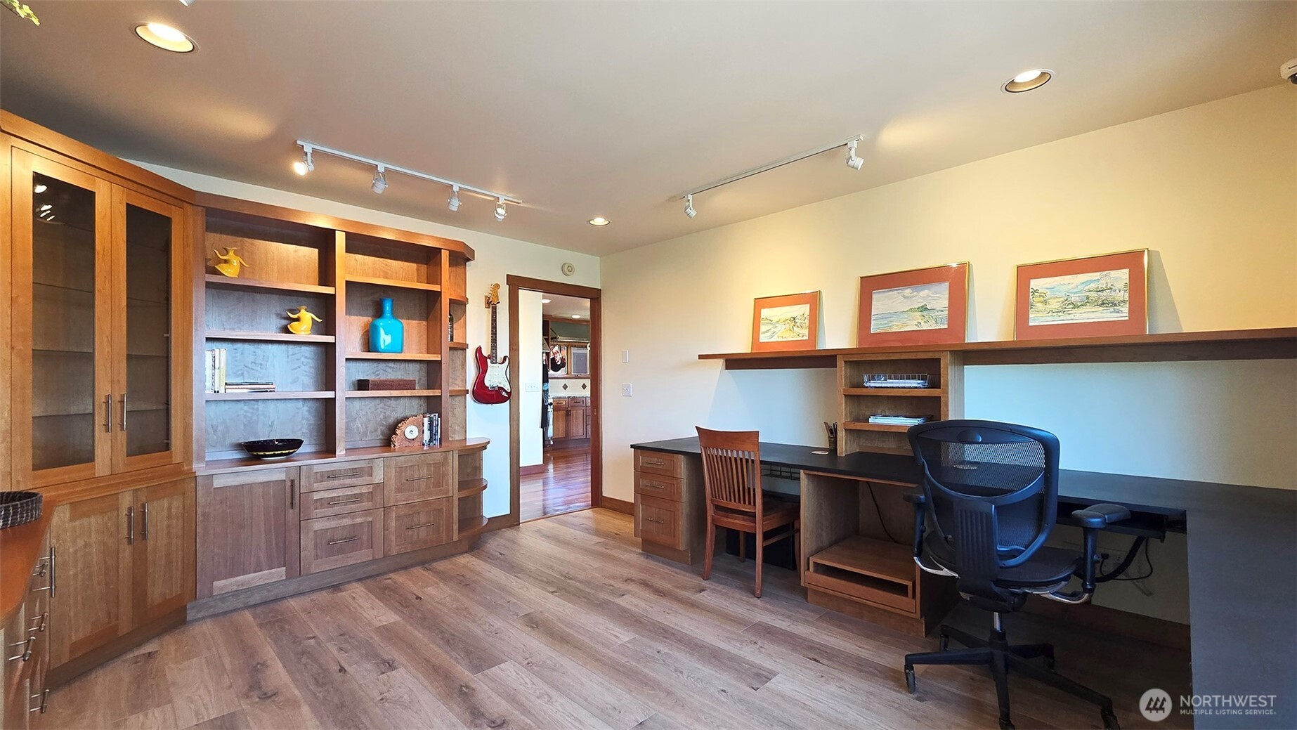 266 Thunder Road Lopez Island, WA 98261 - Photo 17 of 40 Gallery Image 17