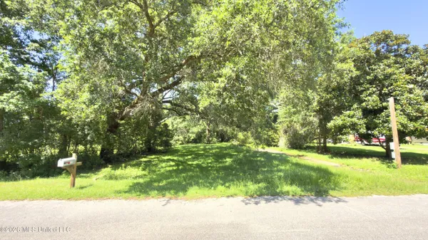 $13,500 | 1210 12th Street, Pascagoula, MS 39567