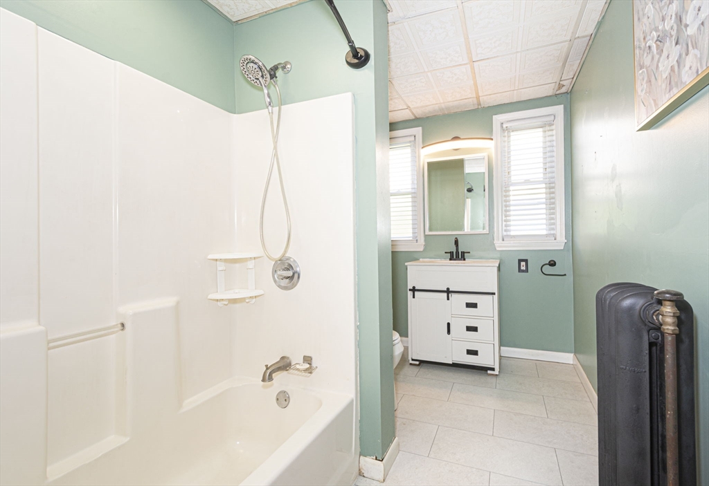 227 Marcy Street Southbridge, MA 01550 - Photo 9 of 20
