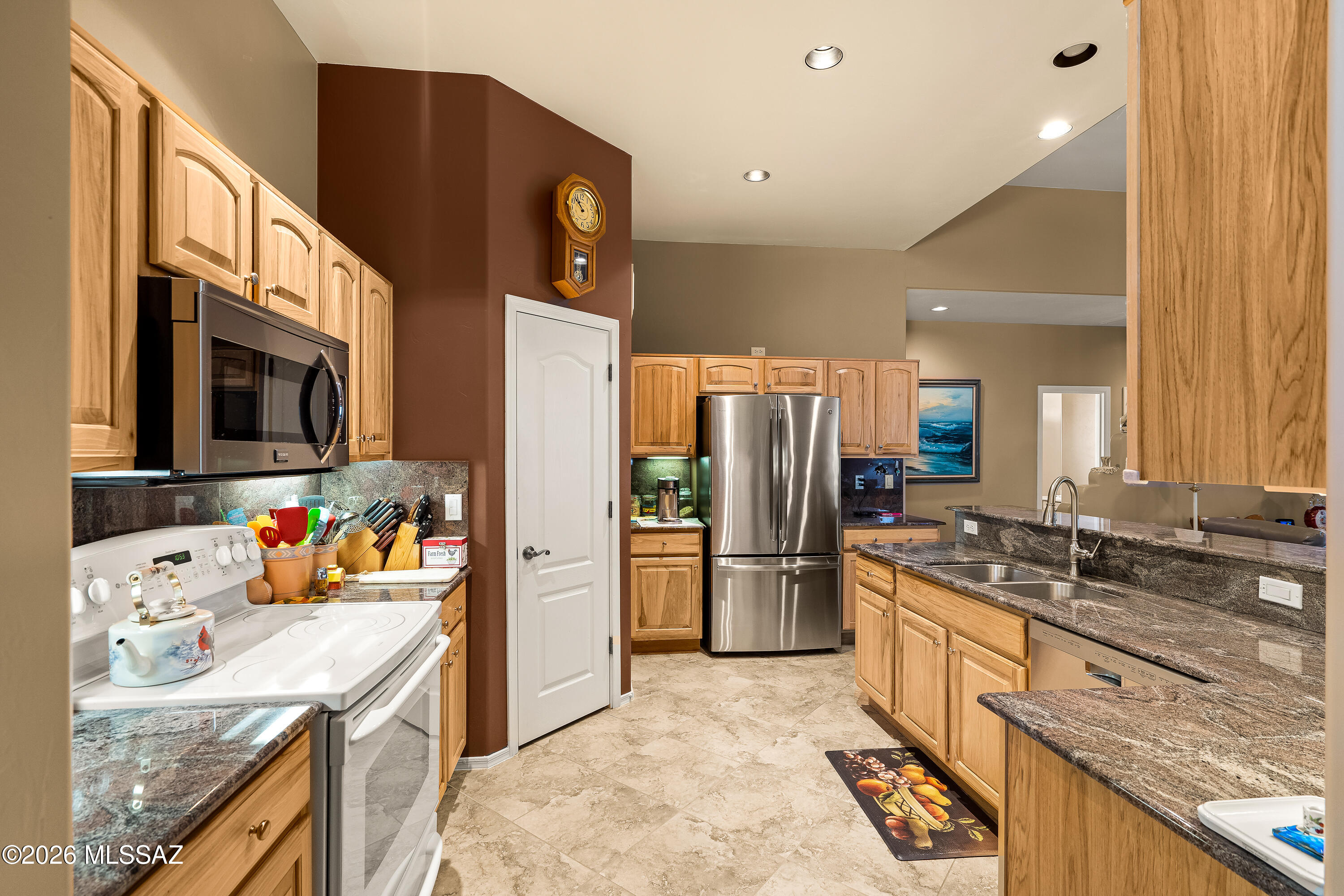 95 Camino Josefina Rio Rico, AZ 85648 - Photo 9 of 28