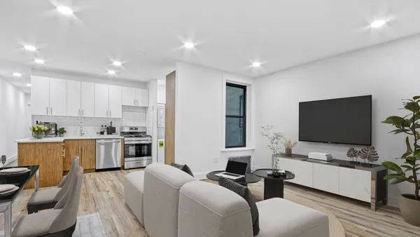 $4,895 | 323 Midwood Street, Unit 1 | Prospect Lefferts Gardens