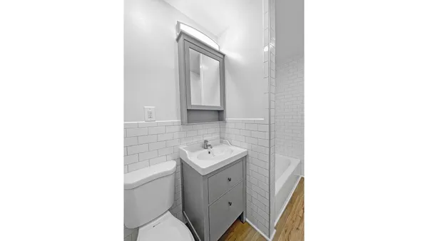 $4,895 | 323 Midwood Street, Unit 1 | Prospect Lefferts Gardens