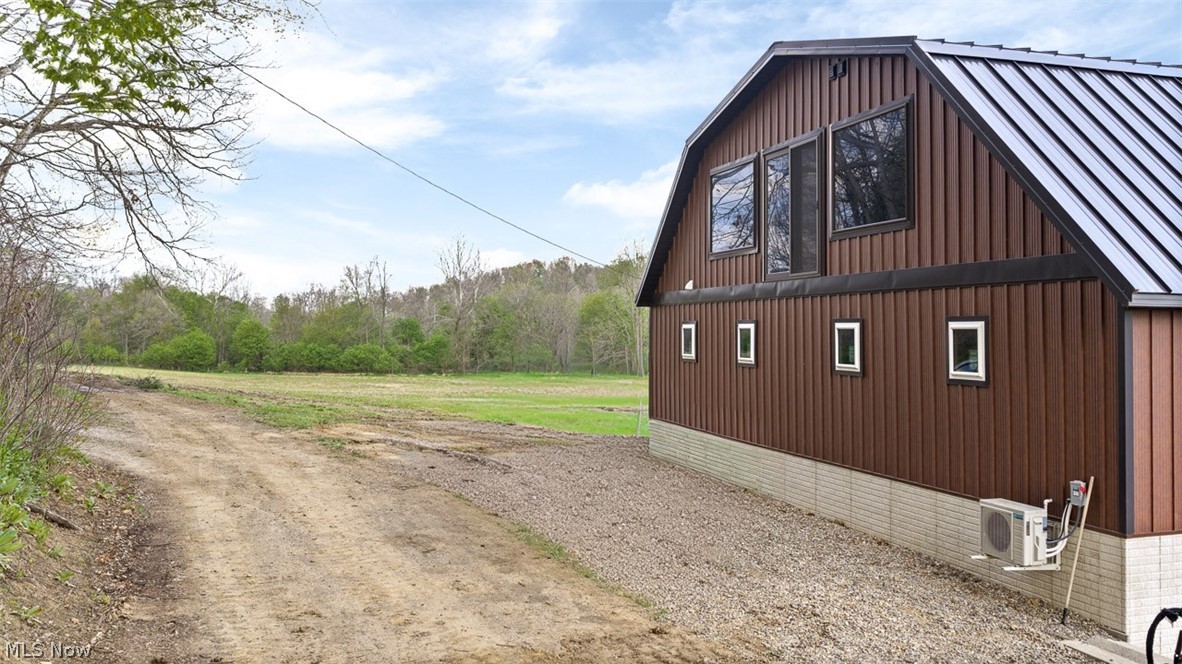 659 Township Road Dundee, OH 44624 - Photo 37 of 41