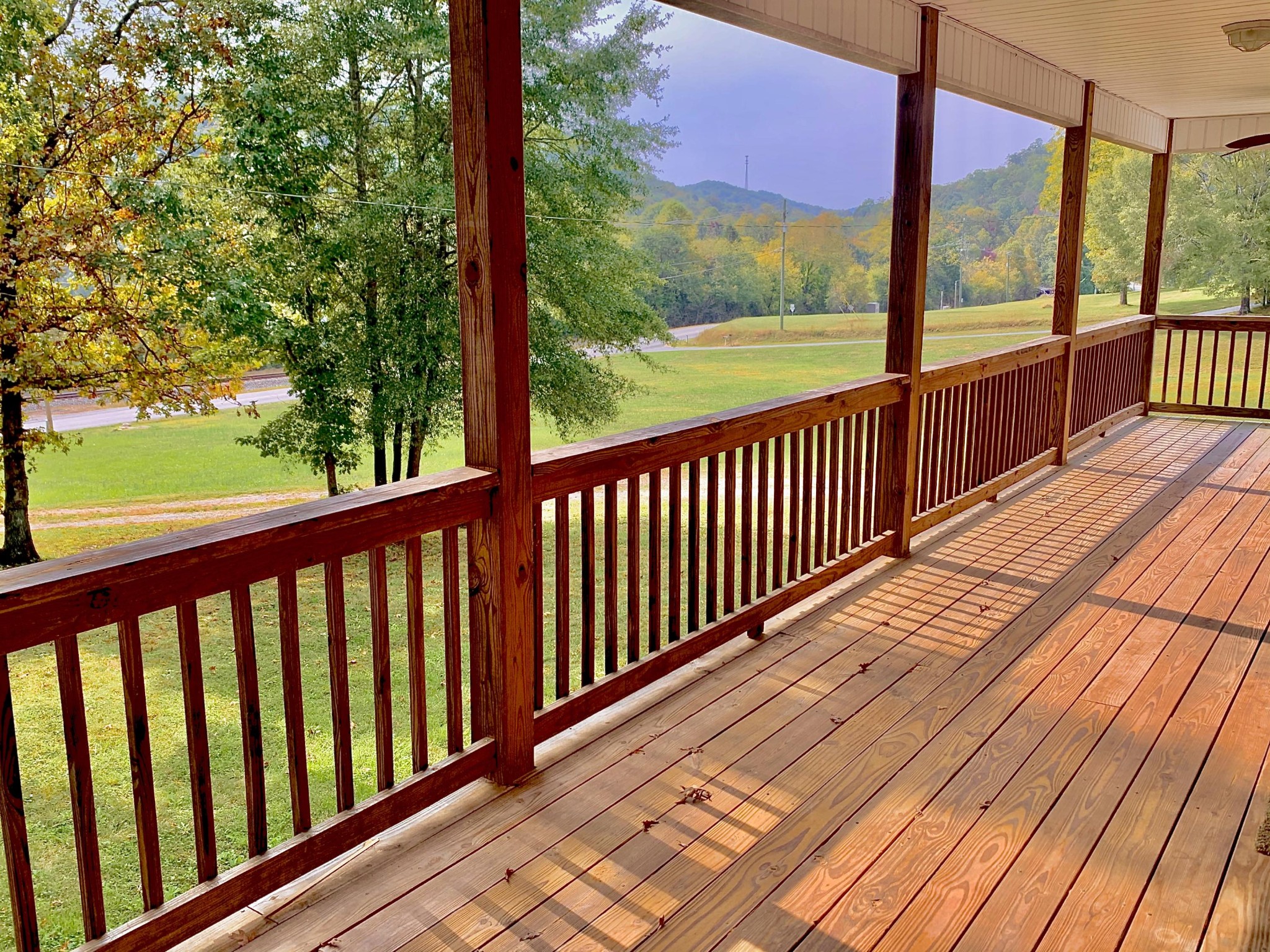 1105 Dutch Valley Road Clinton, TN 37716 - Photo 19 of 22 Gallery Image 19