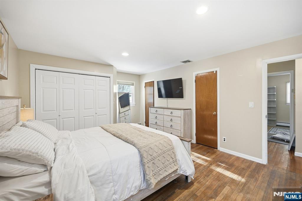 14 King Road Park Ridge, NJ 07656 - Photo 18 of 35