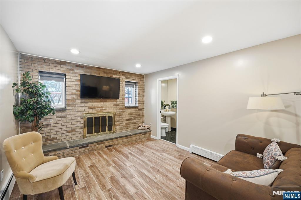 14 King Road Park Ridge, NJ 07656 - Photo 23 of 35