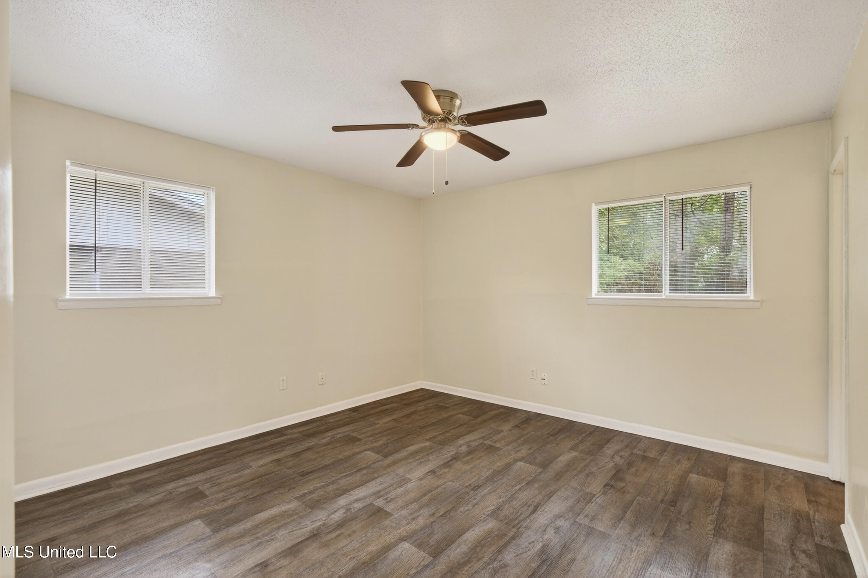 3 Nottingham Circle Gulfport, MS 39503 - Photo 13 of 31 3NottinghamCir-15