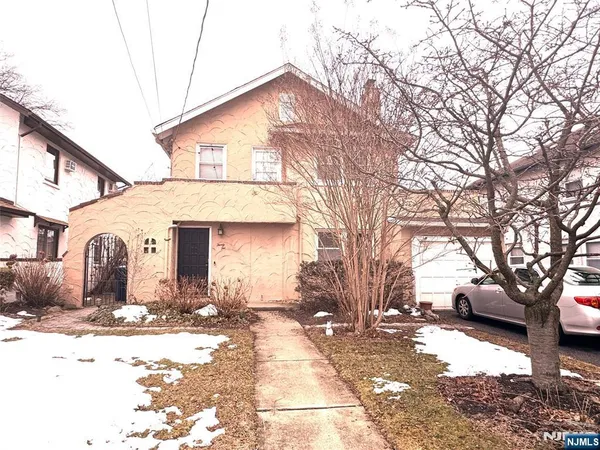 $624,900 | 32 Martin Terrace, Hackensack, NJ 07601