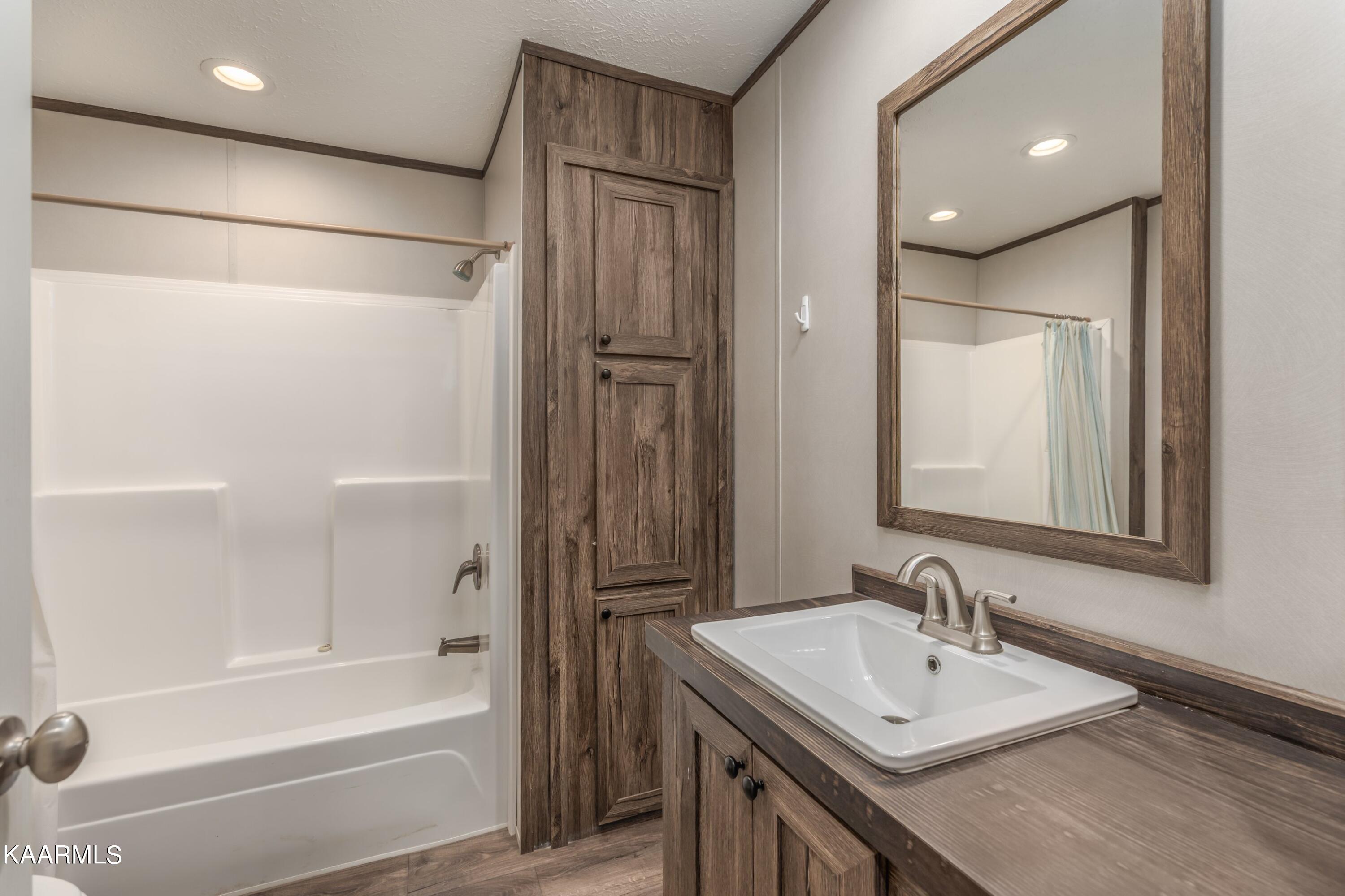 2160 Little Warrensburg Road Midway, TN 37809 - Photo 12 of 24 Interior-6.jpg-SMALL