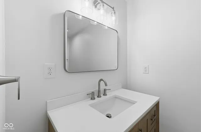 $189,900 | 9643 Pepperidge Drive, Indianapolis, IN 46235