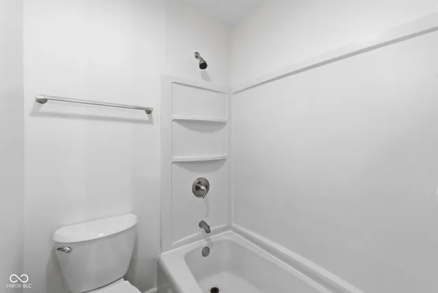 $189,900 | 9643 Pepperidge Drive, Indianapolis, IN 46235