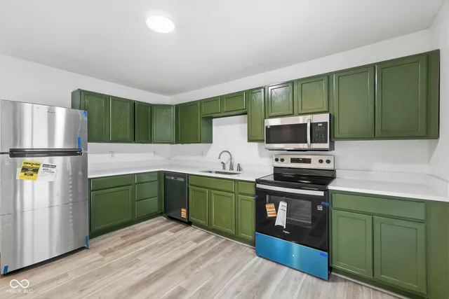 $189,900 | 9643 Pepperidge Drive, Indianapolis, IN 46235