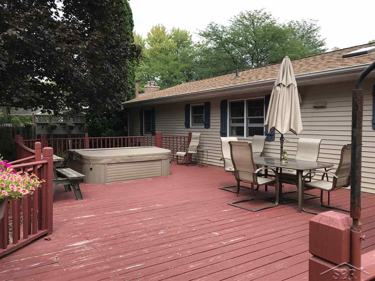 220 Frank Road Frankenmuth, MI 48734 - Photo 21 of 23 31327410-21.JPG