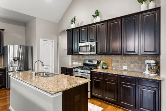 $455,000 | 8186 Laughing Falcon Trail, Conroe, TX 77385