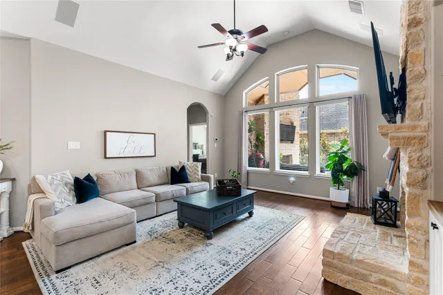 $455,000 | 8186 Laughing Falcon Trail, Conroe, TX 77385