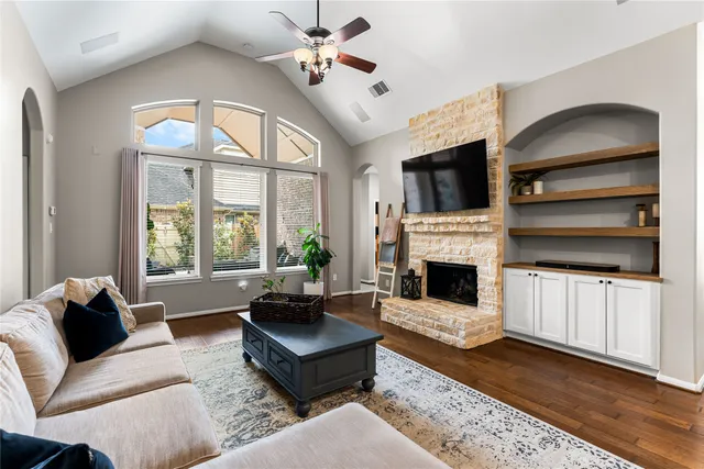 $455,000 | 8186 Laughing Falcon Trail, Conroe, TX 77385