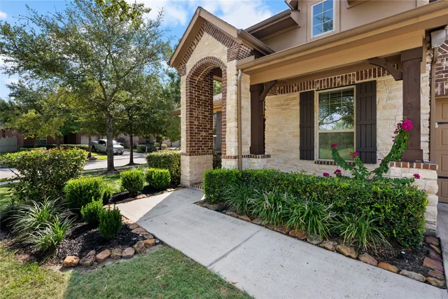 $455,000 | 8186 Laughing Falcon Trail, Conroe, TX 77385
