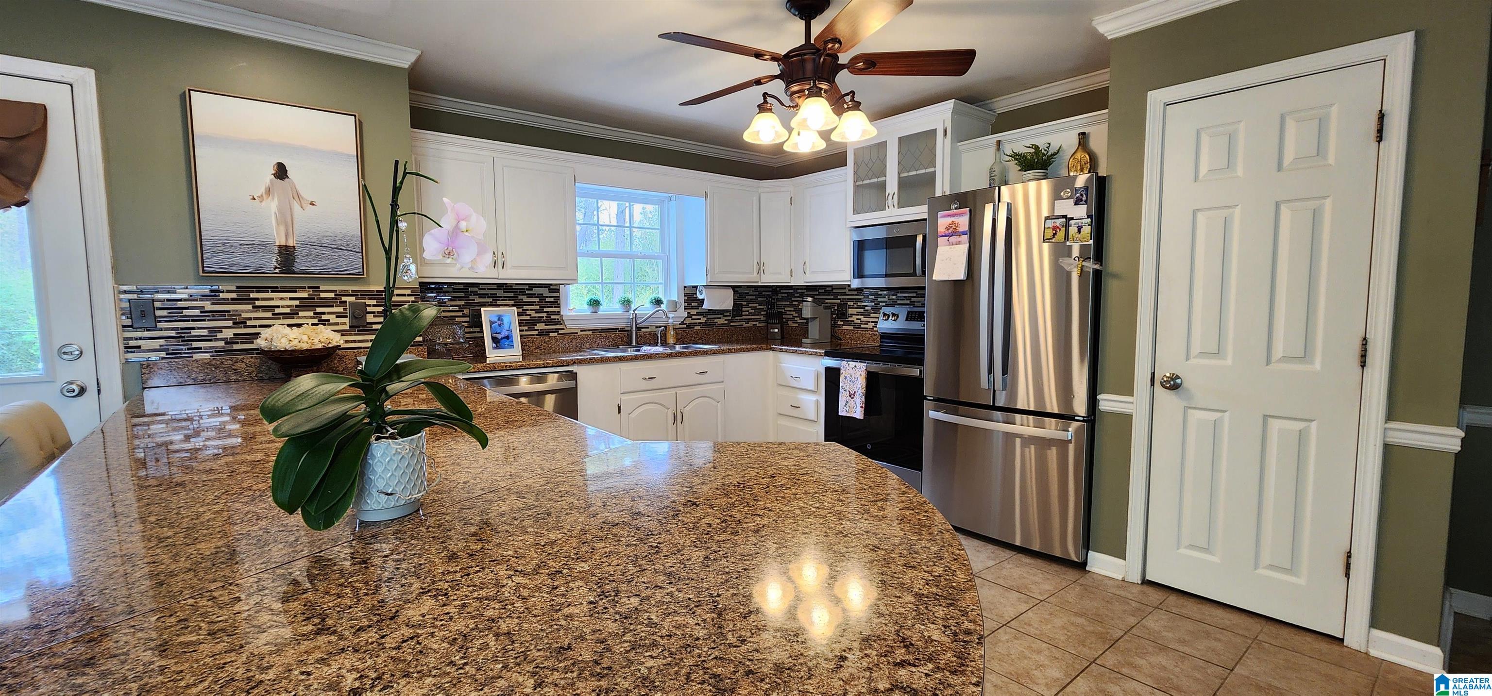 250 Martin Drive Oneonta, AL 35121 - Photo 15 of 40