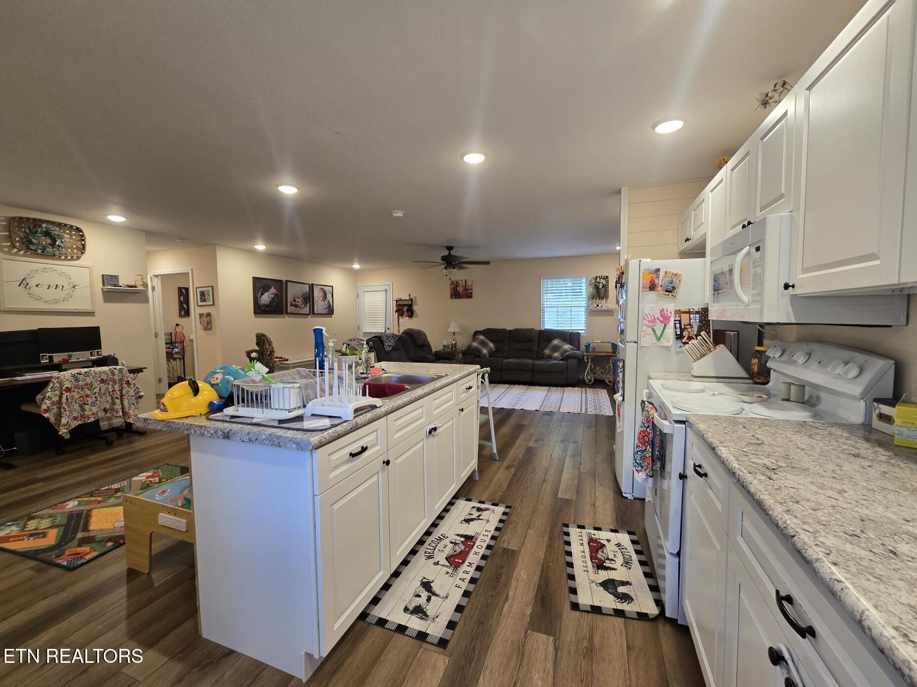 102 Beaver Pvt Lane Oneida, TN 37841 - Photo 13 of 38 20251007_132453